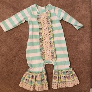 Ric rac ruffles sloth romper